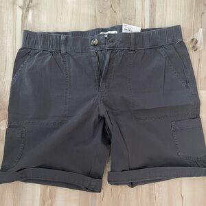 Sonoma cargo shorts. Sz 14. Dark gray.